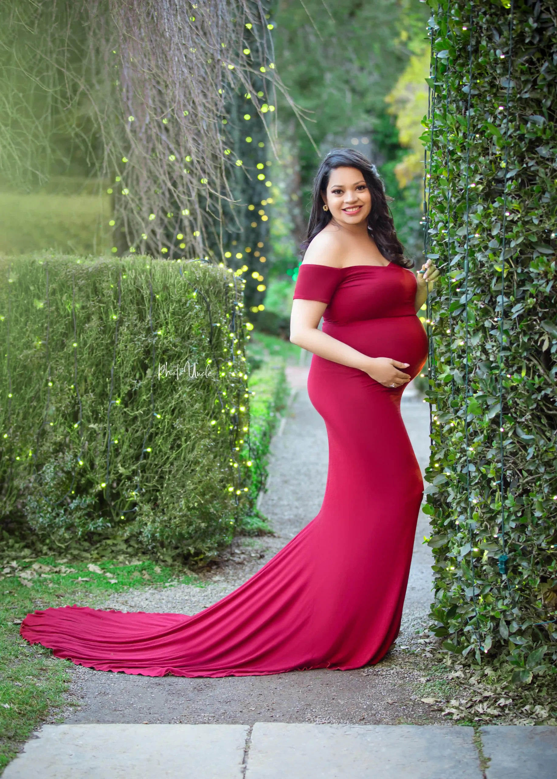 Stunning Red Off Shoulder Maternity Gown Ideal for Capturing Your Pregnancy Glow Stunning Red Off Shoulder Maternity Gown Ideal for Capturing Your Pregnancy Glow