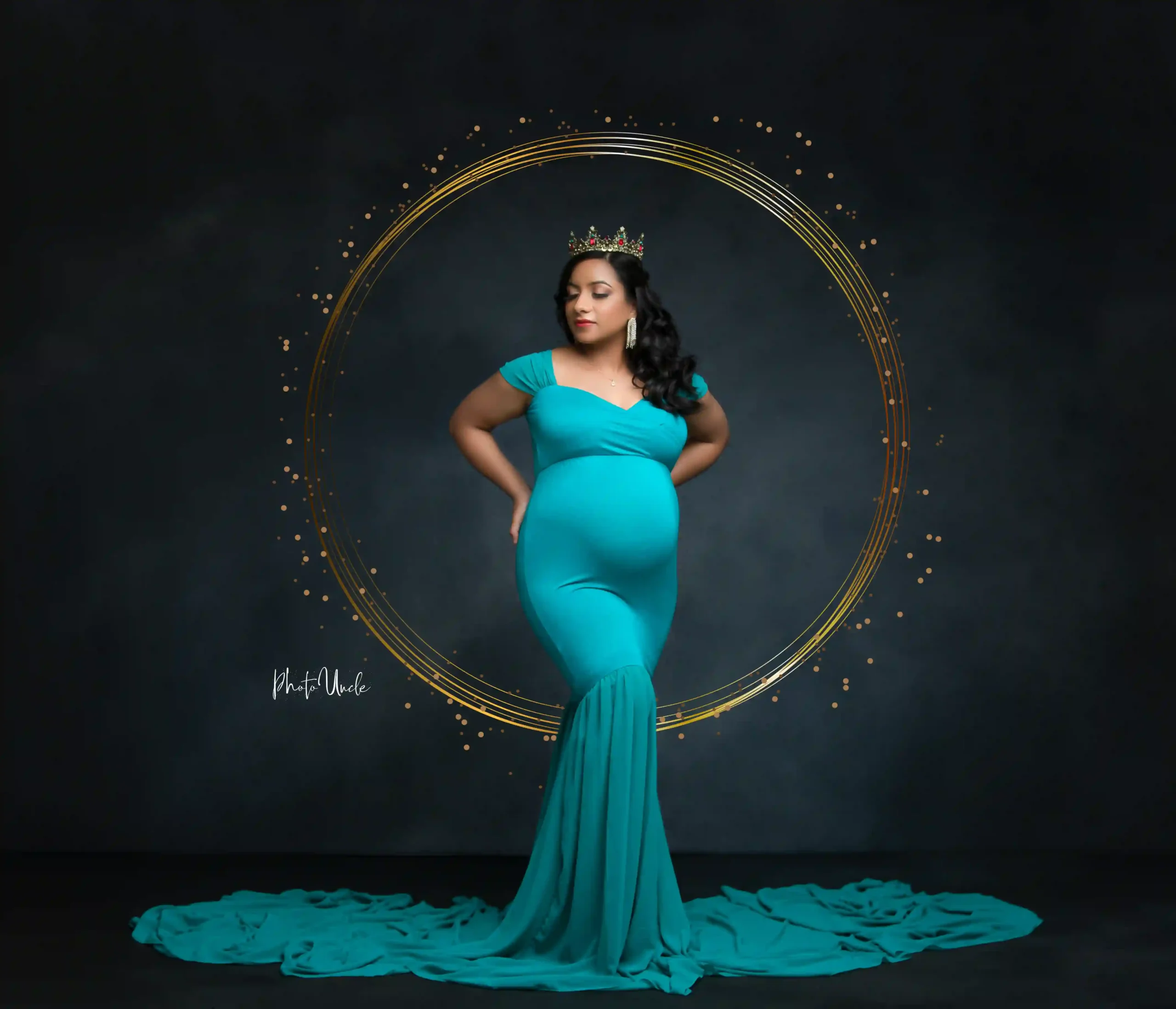 Fashionable Ebony Ferozi Maternity Dress - Flowy Dress